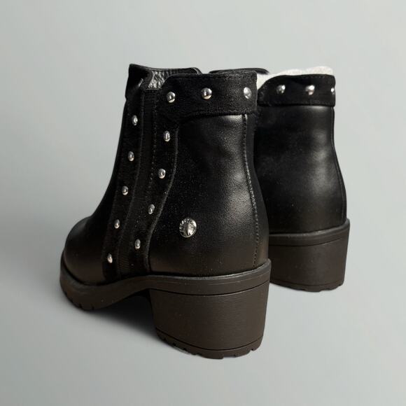 Kenneth Cole Reaction Girl's Teri Chelsea Studded Heeled Boots in Black - Picture 4 of 8